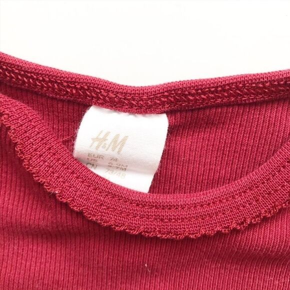 H&M maroon ribbed diaper shirt EUC 6-9 months - Picture 3 of 4